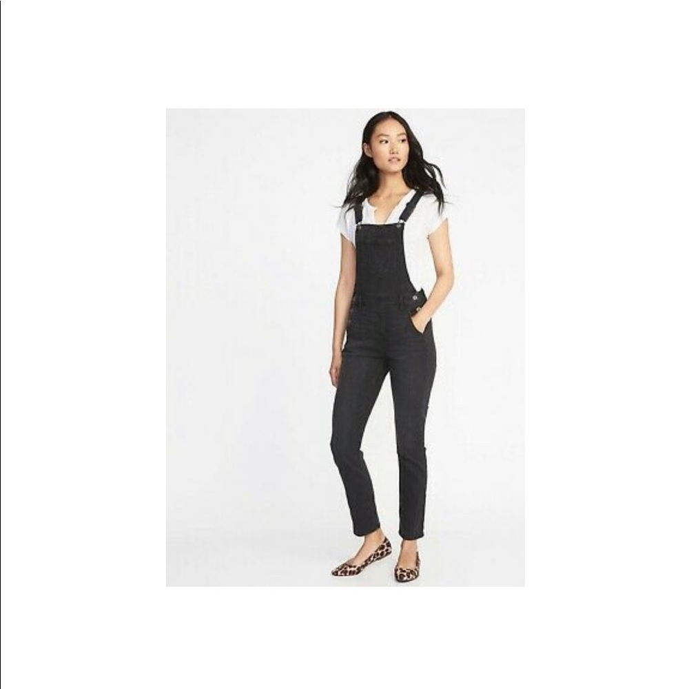 Old Navy Overalls Skinny Cropped